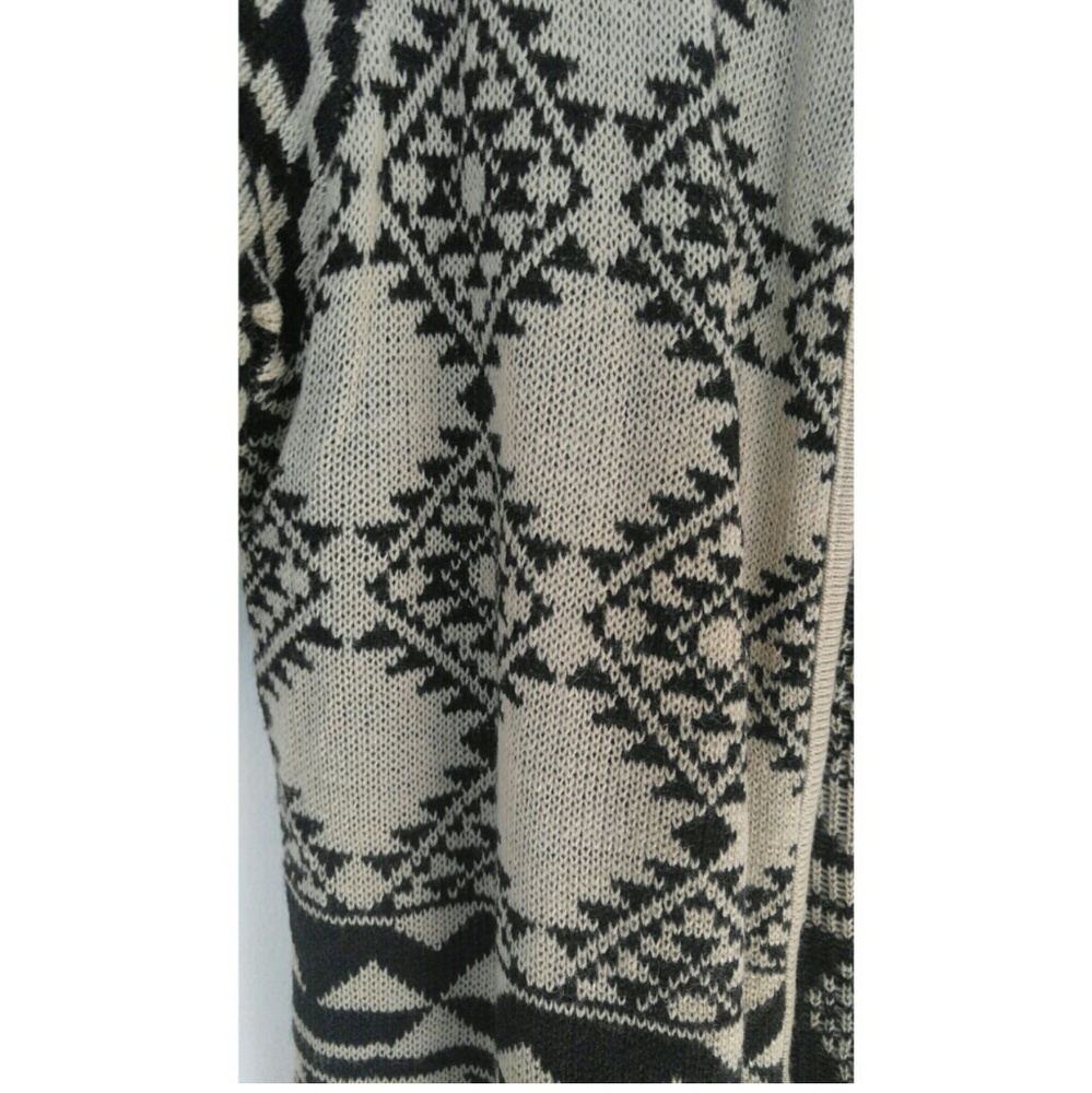 NWOT Black and Cream Long line Hooded Cardigan - Picture 2 of 3